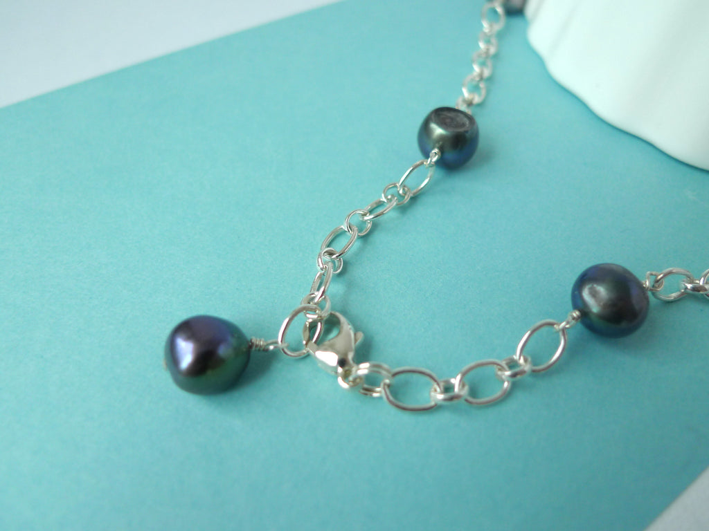 Black Pearl Station Necklace